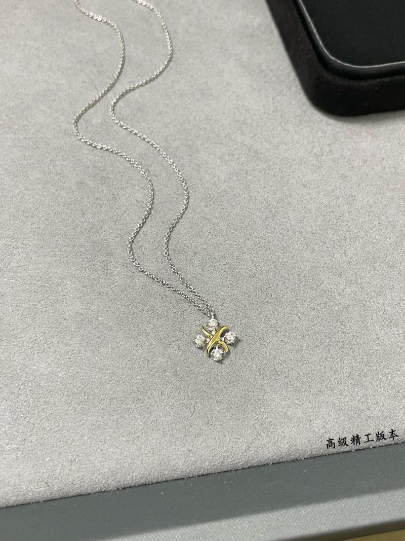 T*f*ny necklaces